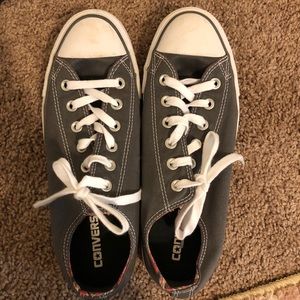 Grey converse